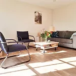 Rustig gelegen Vakantiehuis AK10